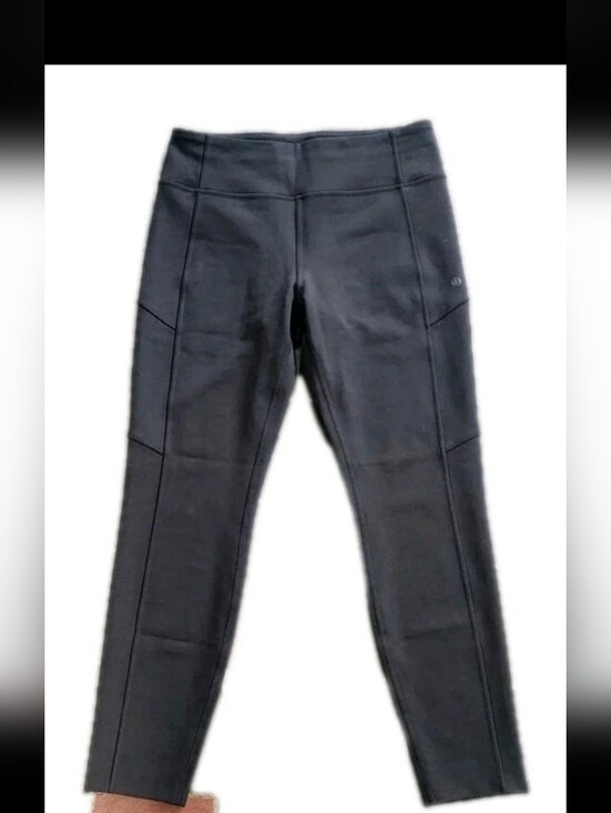 Athleta Pants - Athleta Black Stellar City Tight Leggings
